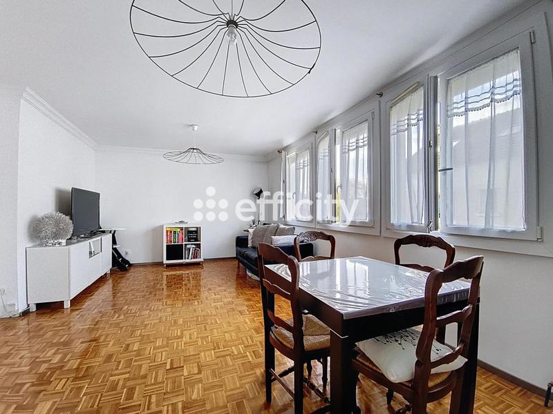 Pavillon - 65 m² - 3 pièces