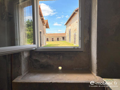 Maison - 220 m² - 8 pièces