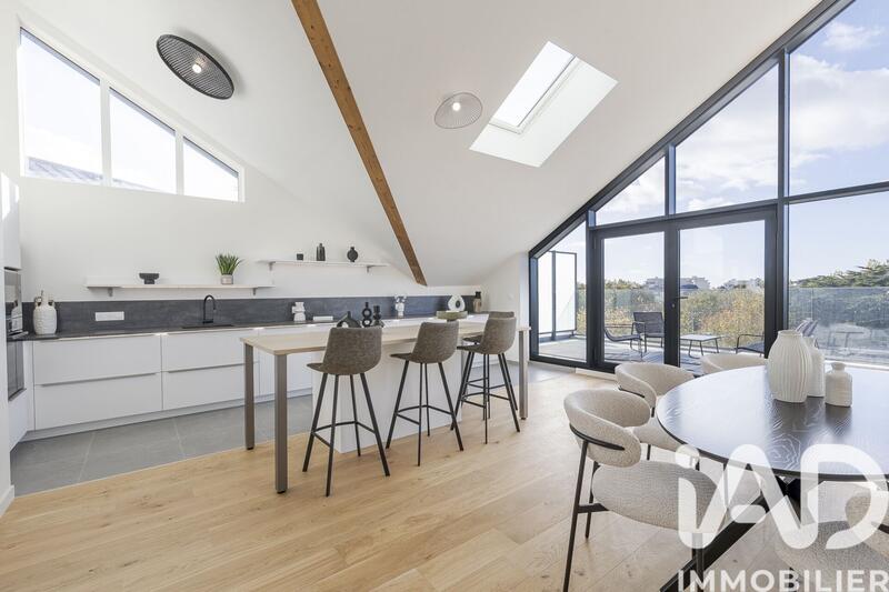 Appartement - 141 m² - 5 pièces