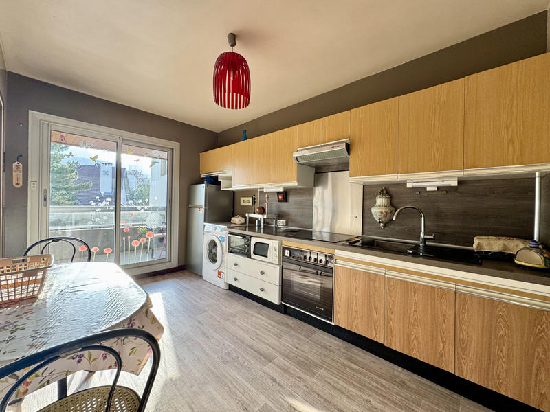 Appartement - 67 m² - 3 pièces