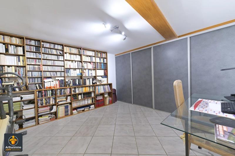 Maison - 226 m² - 6 pièces