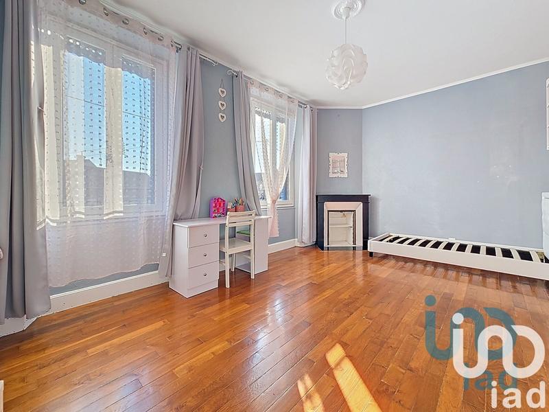 Maison - 159 m² - 7 pièces