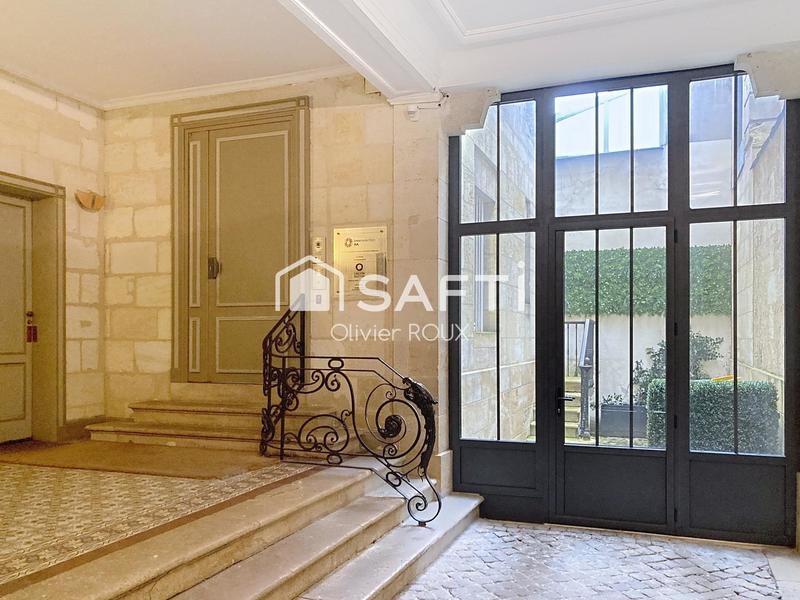 Appartement - 180 m² - 6 pièces