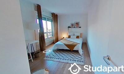 Chambre - 14 m² - 1 pièce