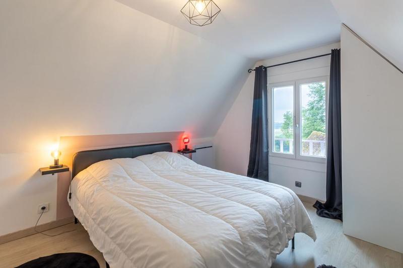 Maison - 165 m² - 6 pièces