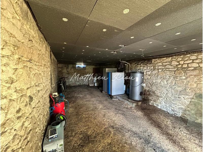 Maison - 252 m² - 6 pièces