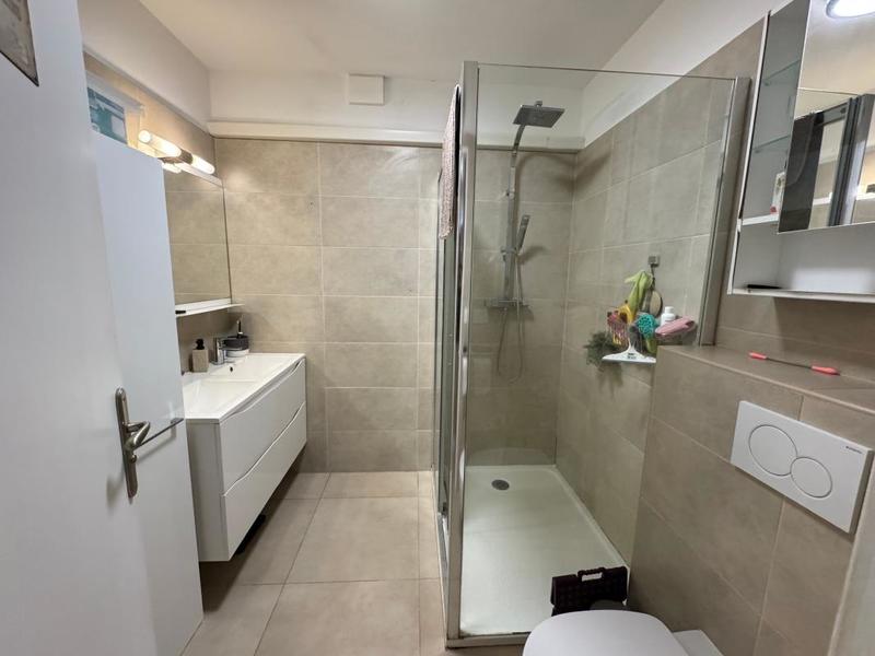 Appartement - 80 m² - 3 pièces