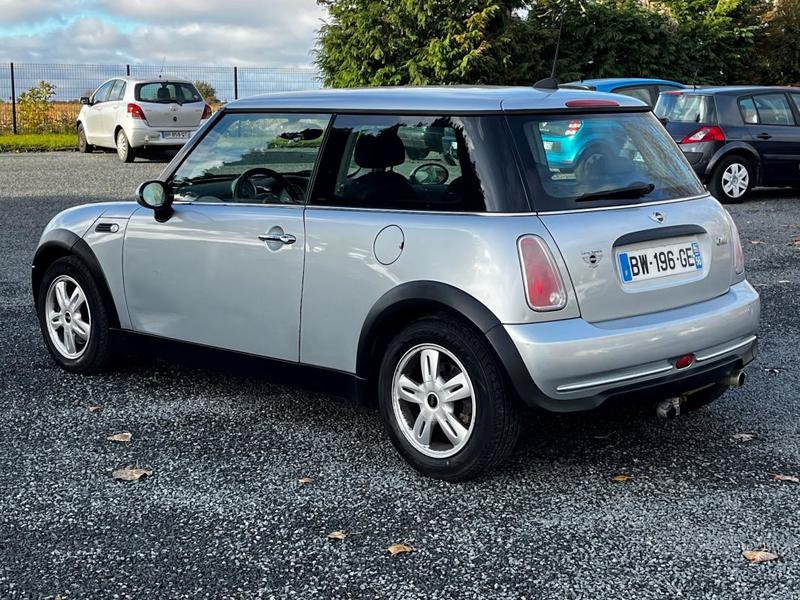 Mini Cooper 1.6 90cv