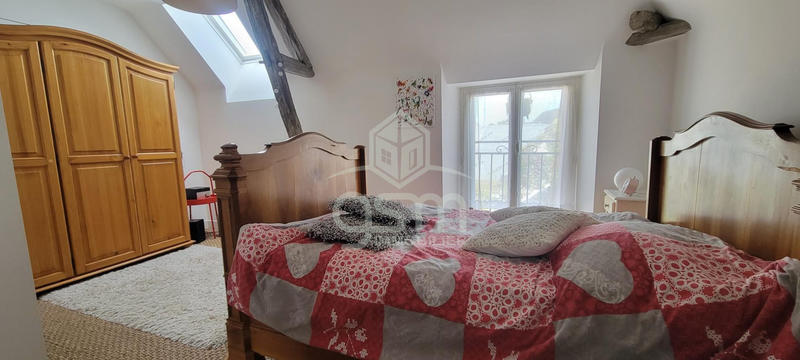 Maison ancienne - 213 m² - 9 pièces