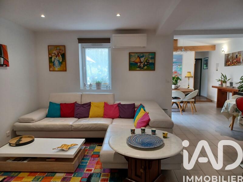 Maison - 260 m² - 11 pièces