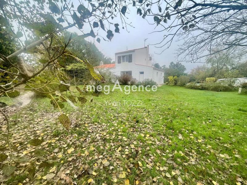 Maison - 140 m² - 6 pièces