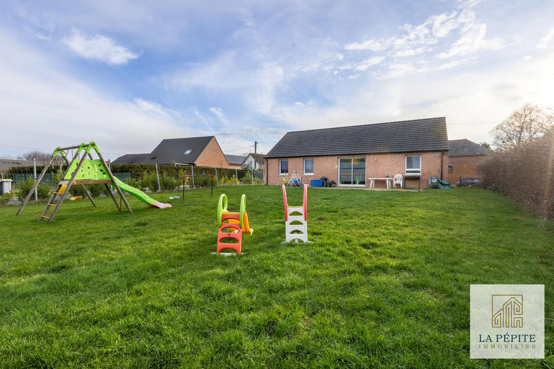 Maison - 94 m² - 5 pièces