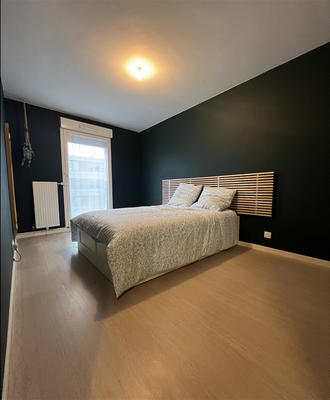 Appartement - 99 m² - 5 pièces