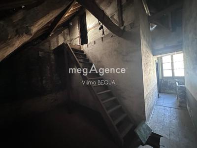 Appartement - 90 m² - 5 pièces