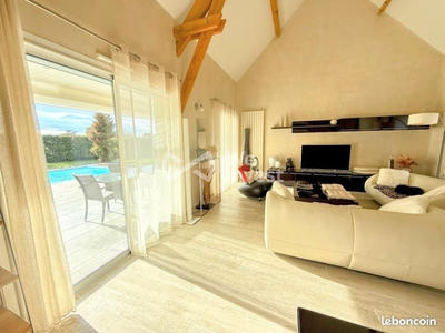 Maison contemporaine - 145 m² - 6 pièces