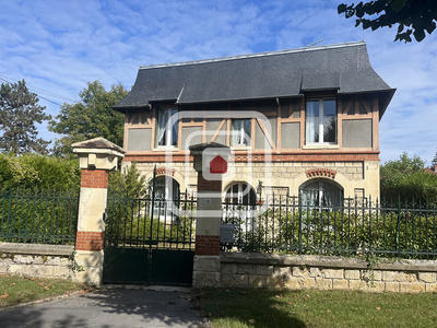 Maison - 155 m² - 6 pièces