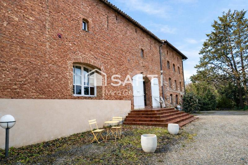 Appartement - 150 m² - 5 pièces