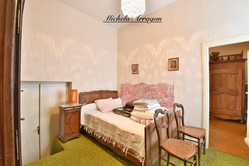 Propriété - 196 m² - 7 pièces