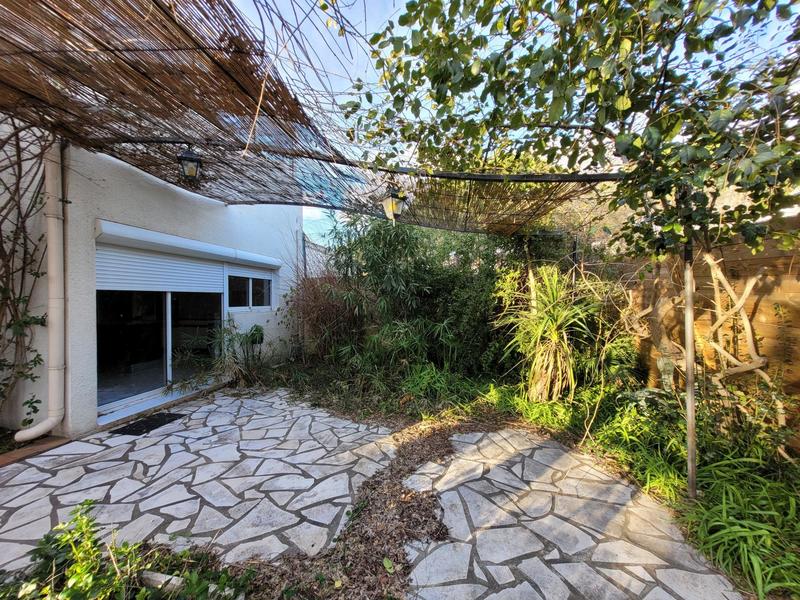 Maison de ville - 170 m² - 8 pièces