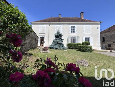 Maison - 195 m² - 5 pièces