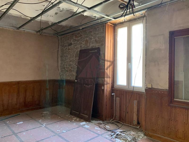 Immeuble - 110 m² - 7 pièces