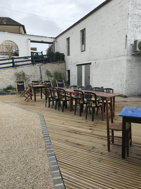 Local commercial - 408 m²