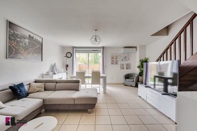 Maison - 83 m² - 4 pièces