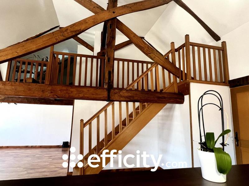 Maison - 266 m² - 10 pièces