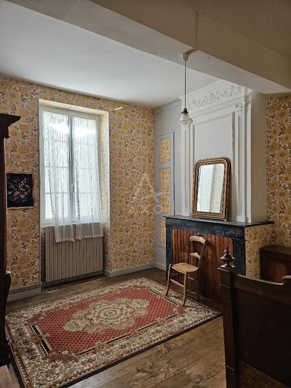 Demeure - 400 m² - 14 pièces