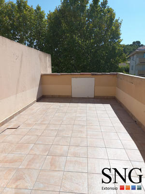 Appartement - 90 m² - 3 pièces