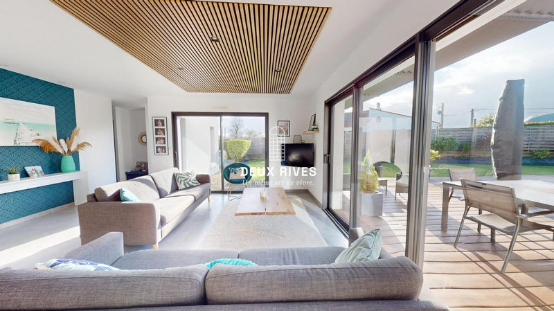 Maison contemporaine - 163 m² - 7 pièces