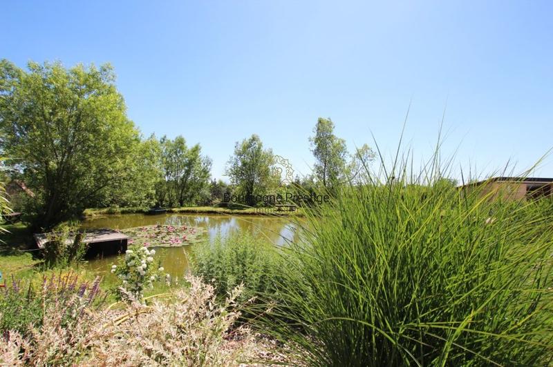 Propriété - 283 m² - 8 pièces