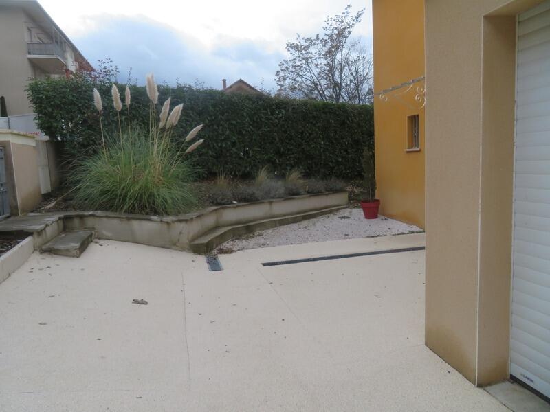 Maison - 96 m² - 5 pièces