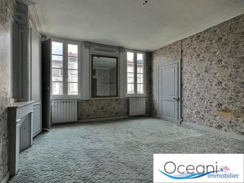 Appartement - 108 m² - 4 pièces