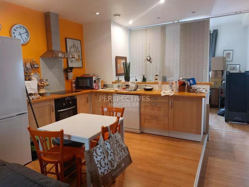 Loft - 60 m² - 2 pièces