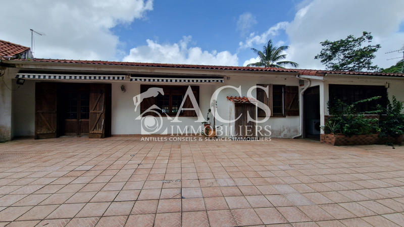 Villa - 198 m² - 5 pièces