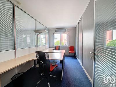 Bureau - 137 m²