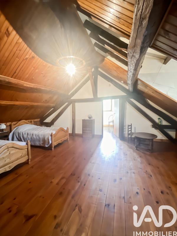 Maison - 105 m² - 5 pièces