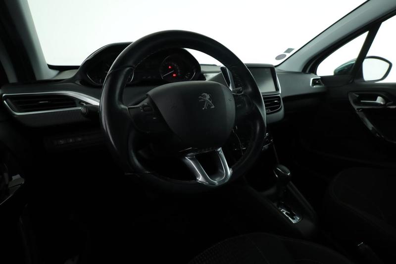Peugeot 208 1.2 PureTech Allure Eat6 5p 110 ch
