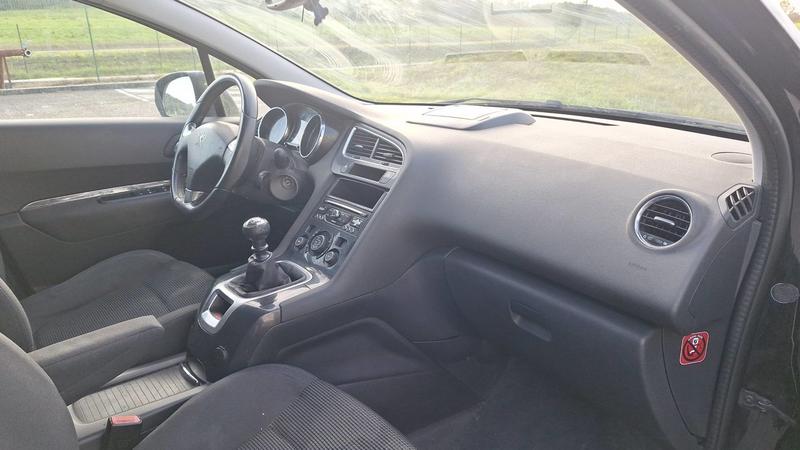 Peugeot 5008 1.6 BlueHDi 120 Active Business