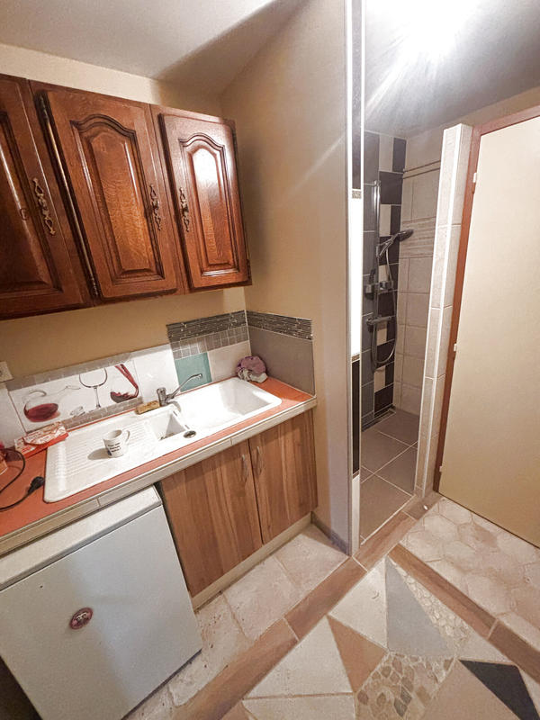 Entrepôt - 100 m² - 3 pièces