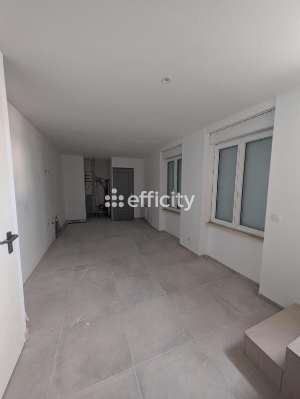 Immeuble - 180 m² - 6 pièces