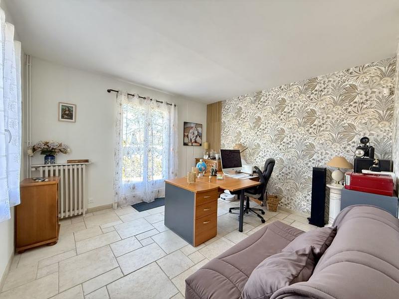 Maison - 184 m² - 7 pièces