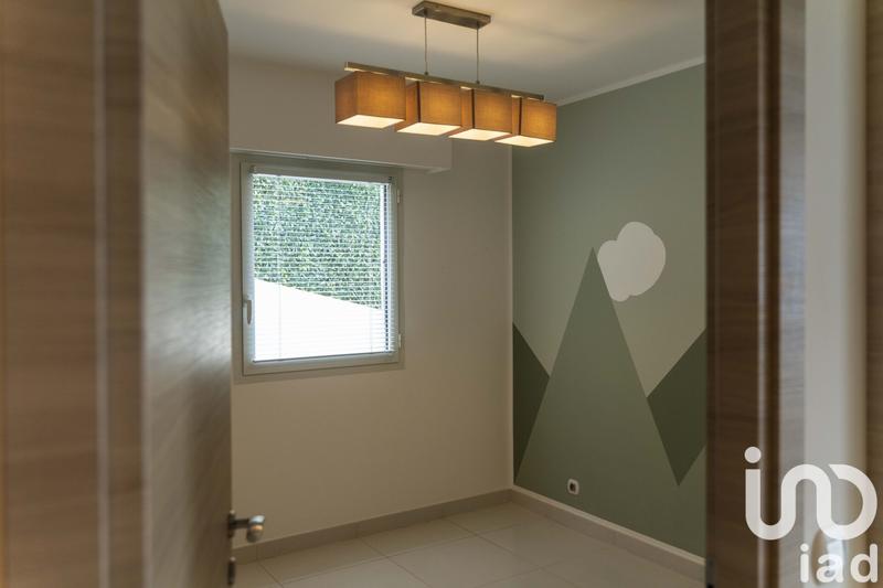 Appartement - 92 m² - 3 pièces