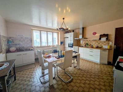 Maison - 156 m² - 6 pièces