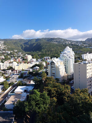 Appartement - 99 m² - 4 pièces