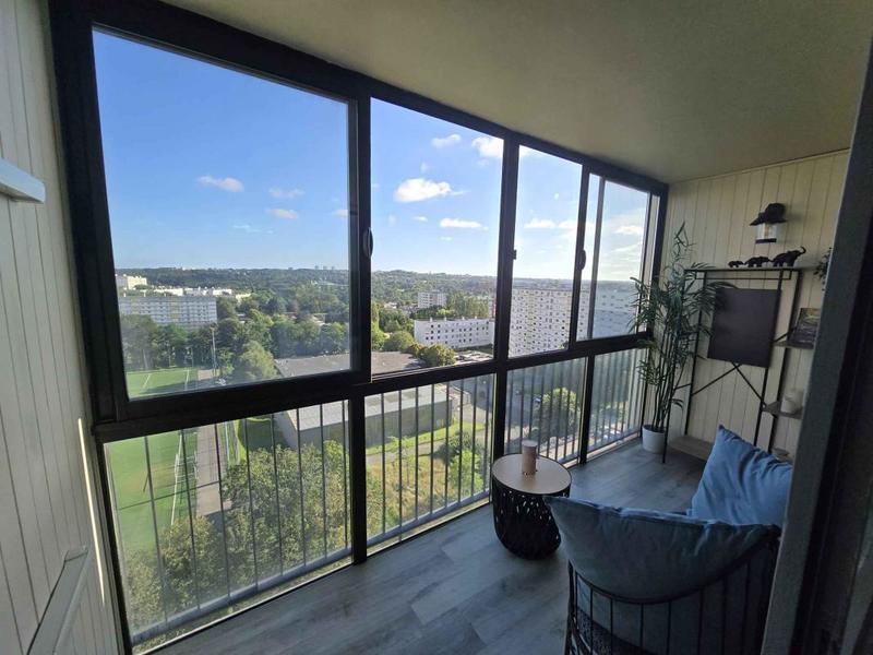 Chambre - 11 m² - 1 pièce