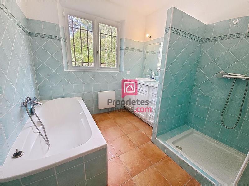 Villa - 140 m² - 5 pièces