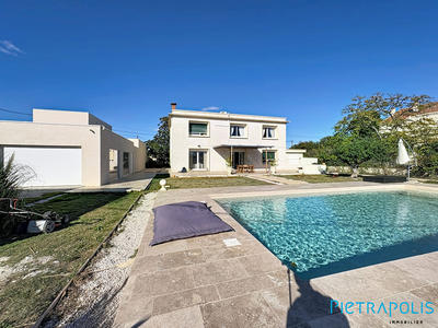 Maison - 285 m² - 7 pièces