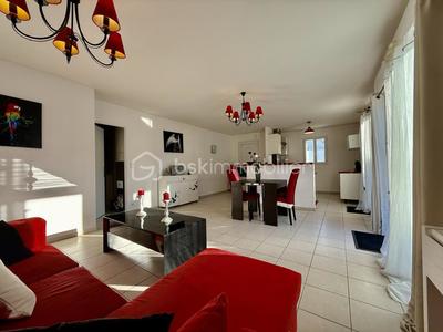 Maison - 74 m² - 3 pièces